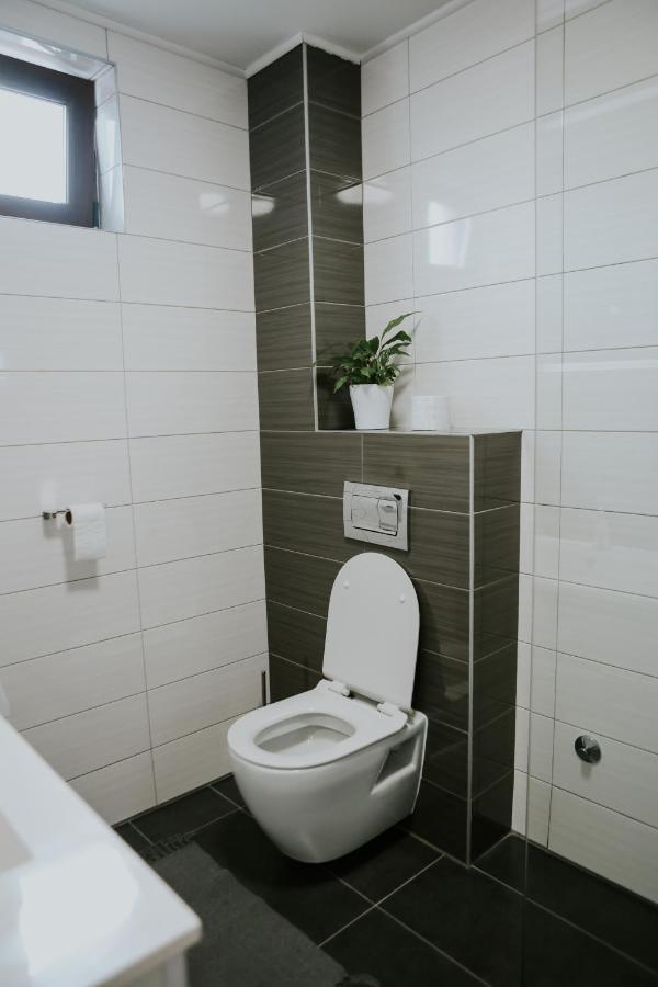 Apartman Nikola Gospic Bagian luar foto