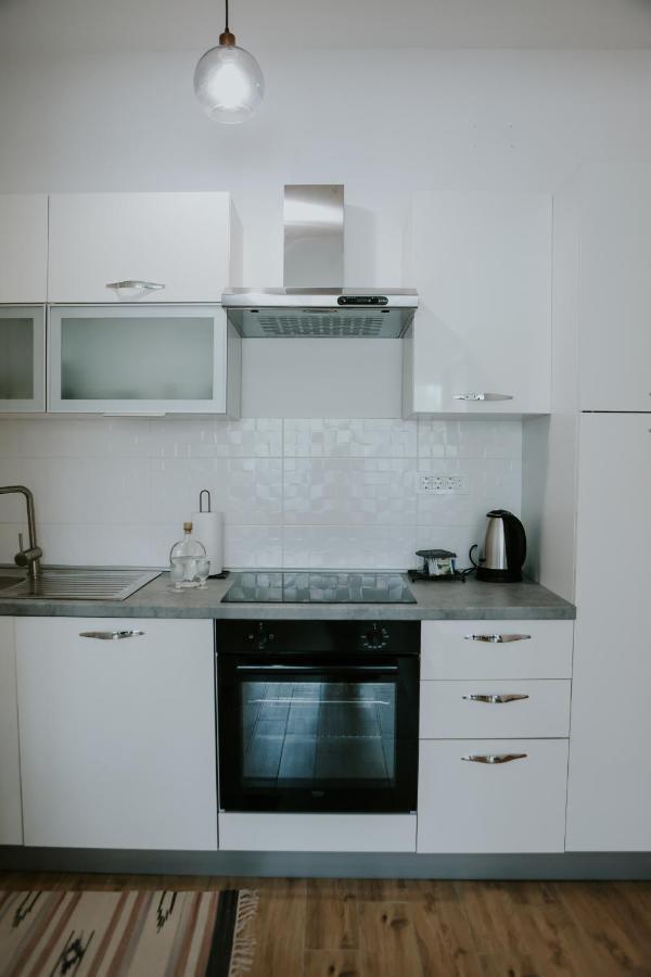 Apartman Nikola Gospic Bagian luar foto